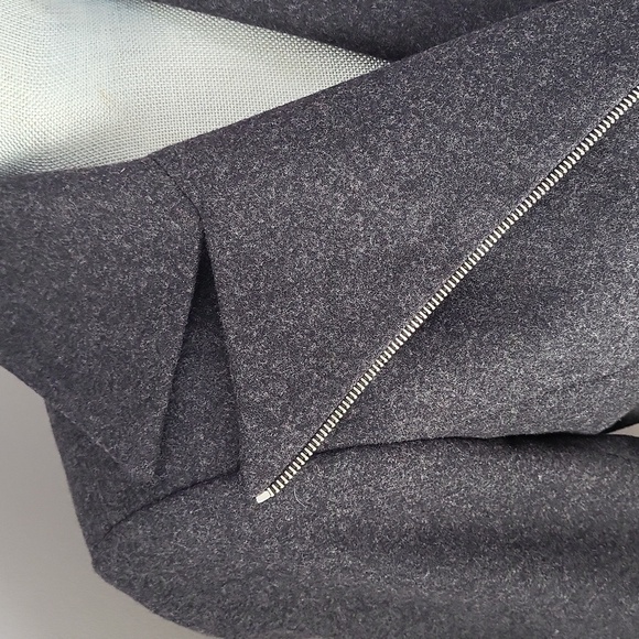 Franco Mirabelli Gray Jacket with Asymmetrical Zipper - Picture 4 of 10